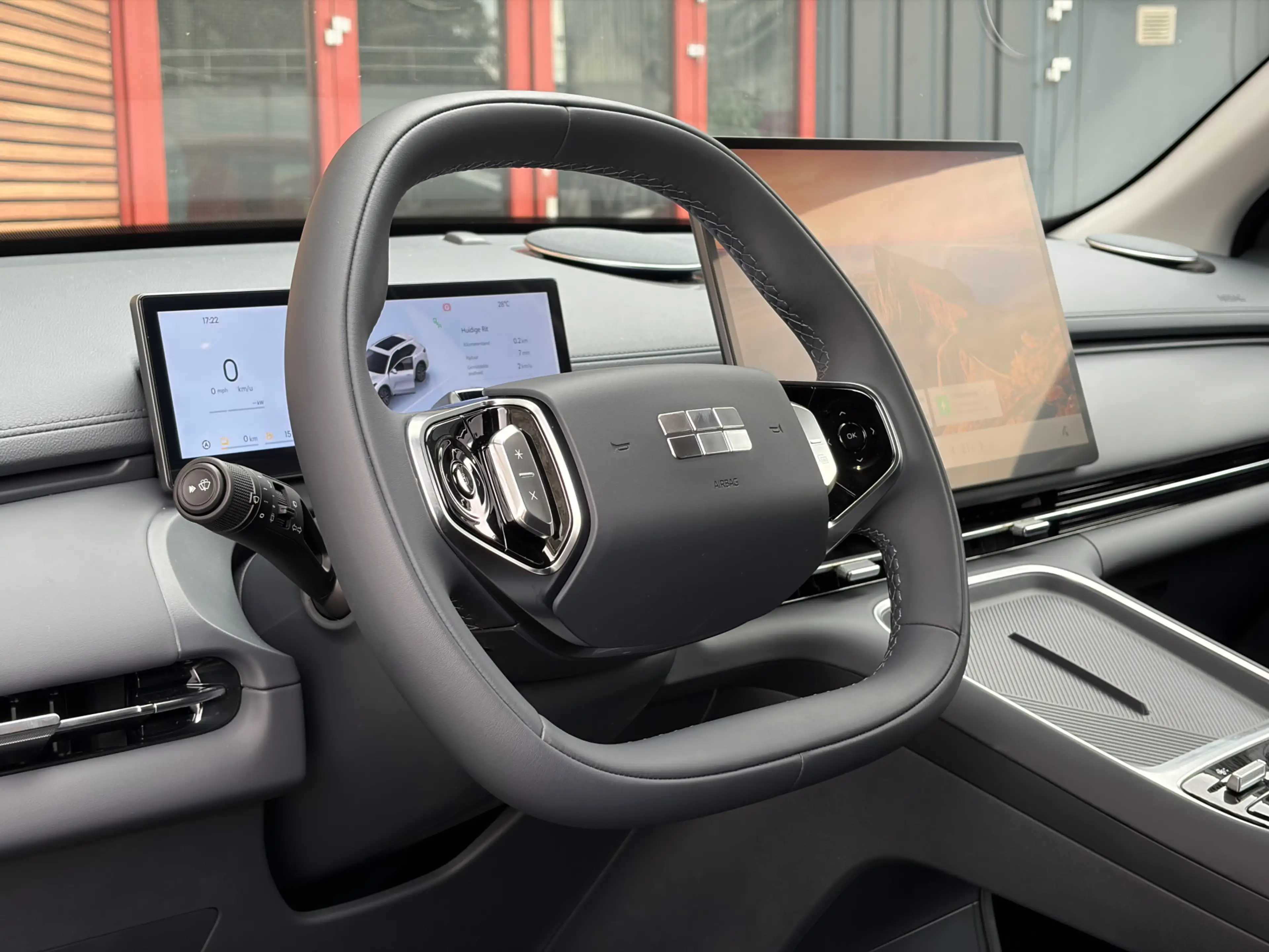 Geely Starray EM-i 1.5 Pro Direct rijden / Navigatie / 360 Camera — photo 7