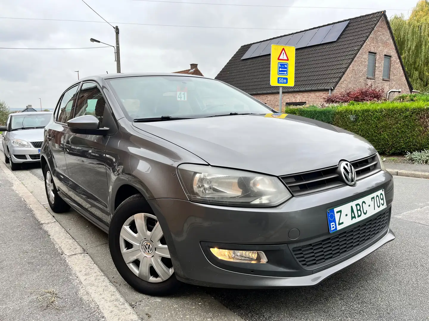 Volkswagen Polo Polo 1.2i ‼️Fiabilité ‼️ Gris - 2