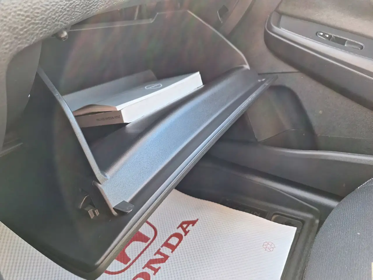 Nissan Sentra снимка Nissan Sentra