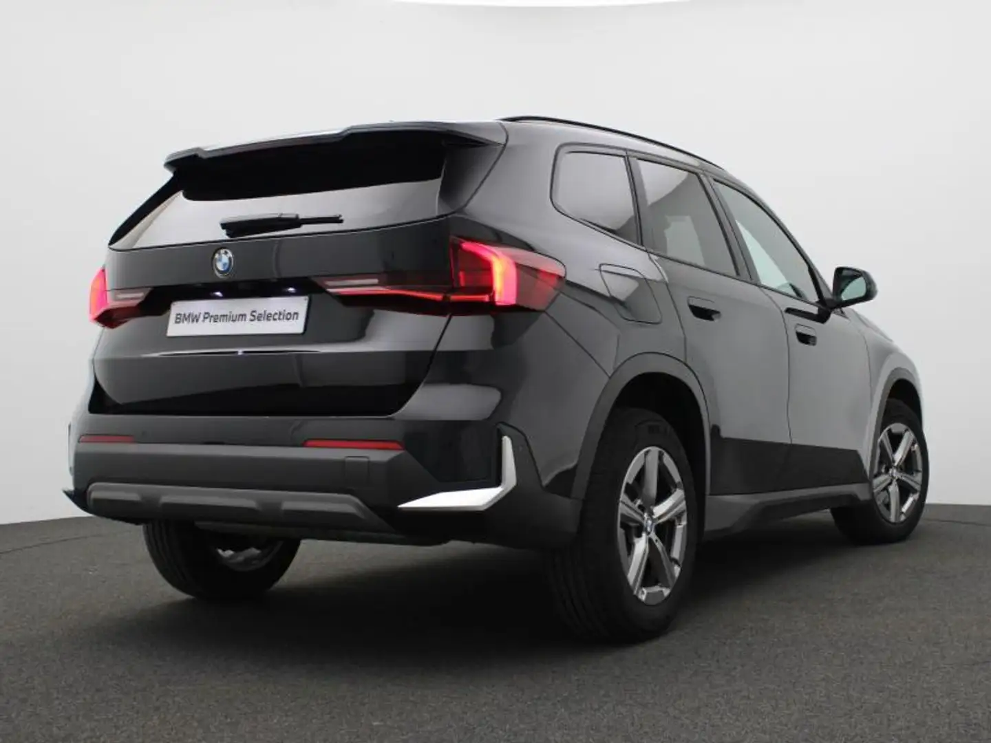 BMW X1 AUTOMAAT - LED - NAVI Zwart - 2