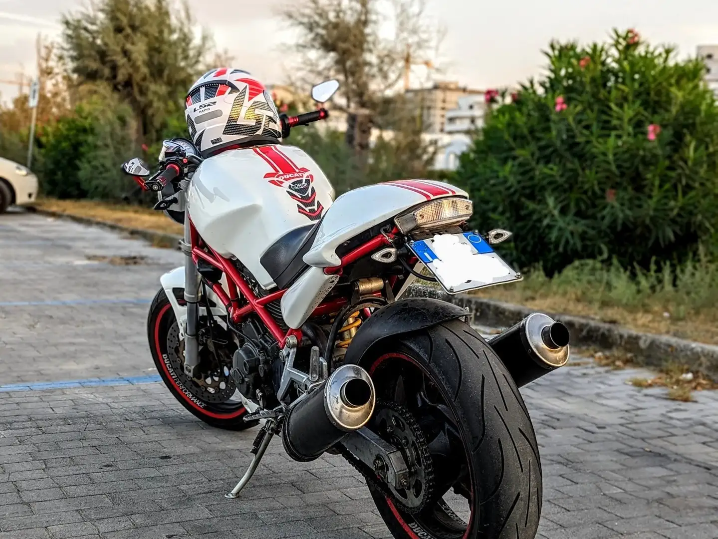 Ducati Monster 600 Bianco - 2