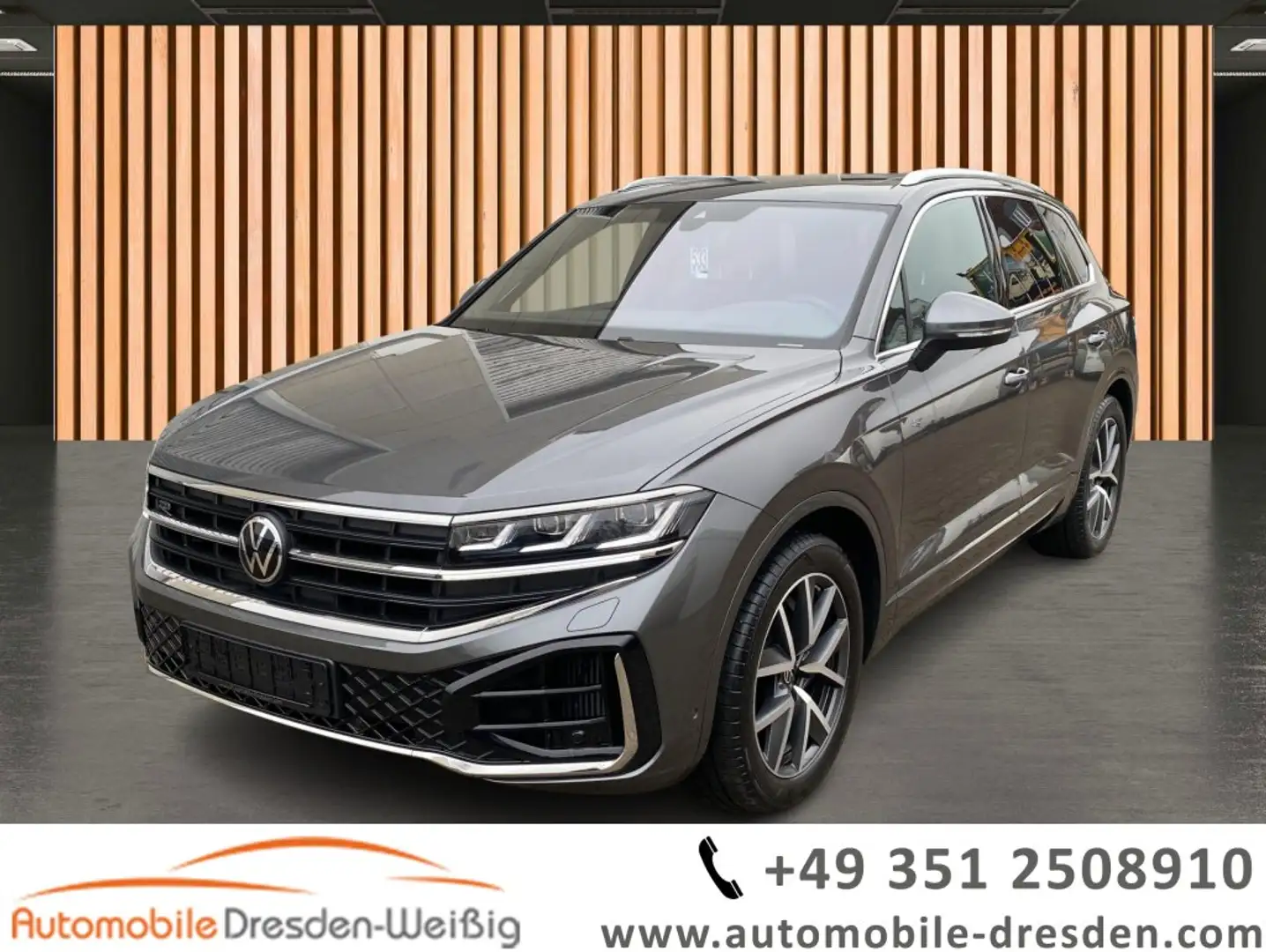 Volkswagen Touareg 3.0 TSI 4Motion R-Line*HeadUp*Stdhzg*AHK Grey - 1