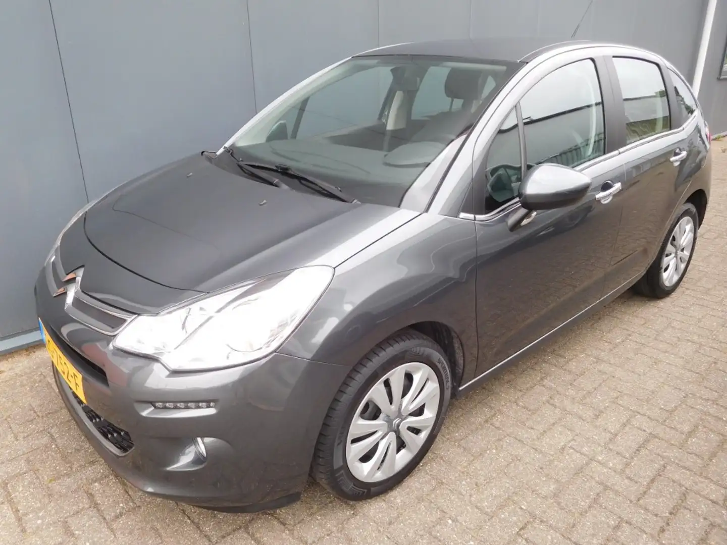 Citroen C3 1.2 PureTech Collection Grijs - 2