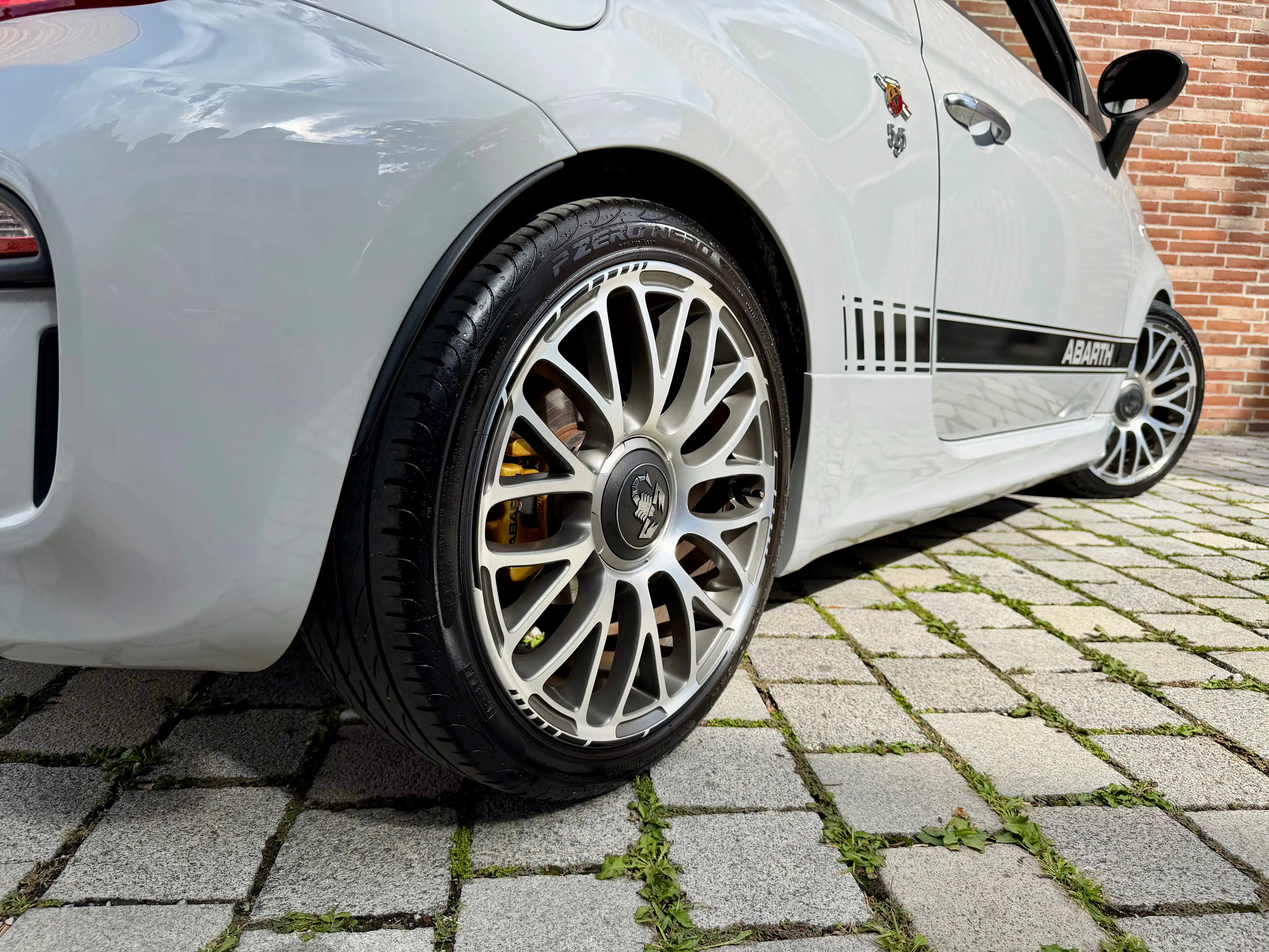 Abarth 500C 595 — photo 13