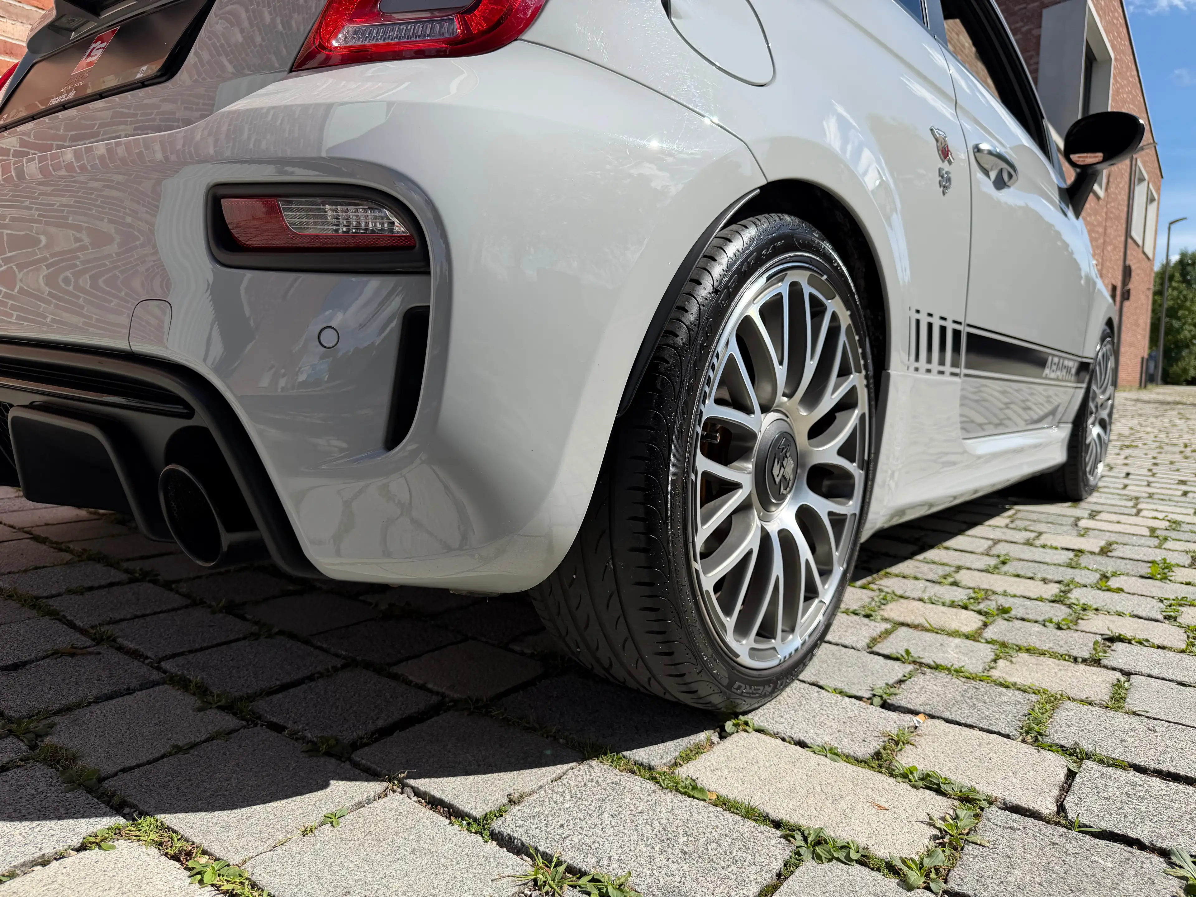 Abarth 500C 595 — photo 15