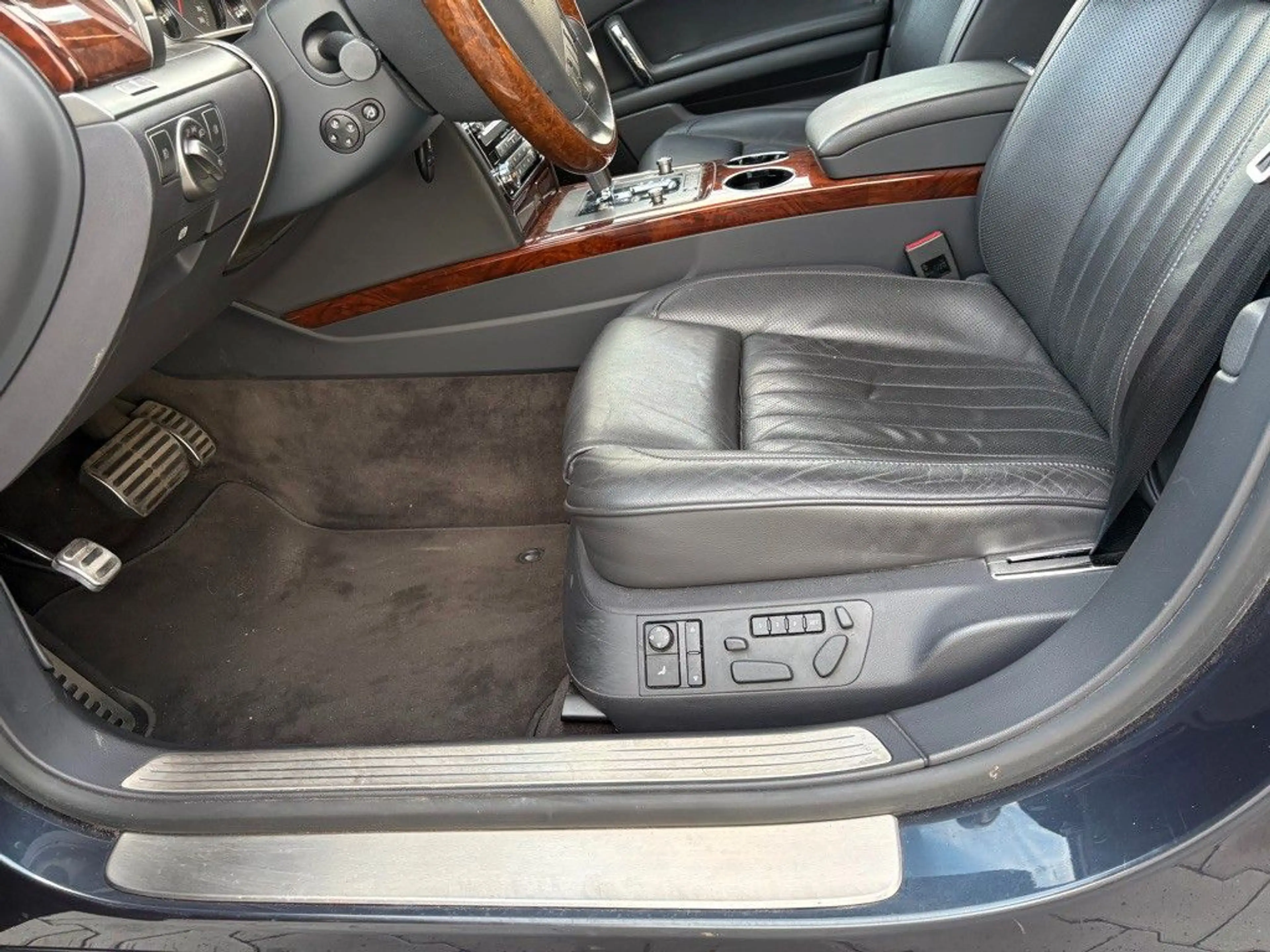 Volkswagen Phaeton V6 TDI 5-Sitzer 4Motion Standh. Navi. — photo 9