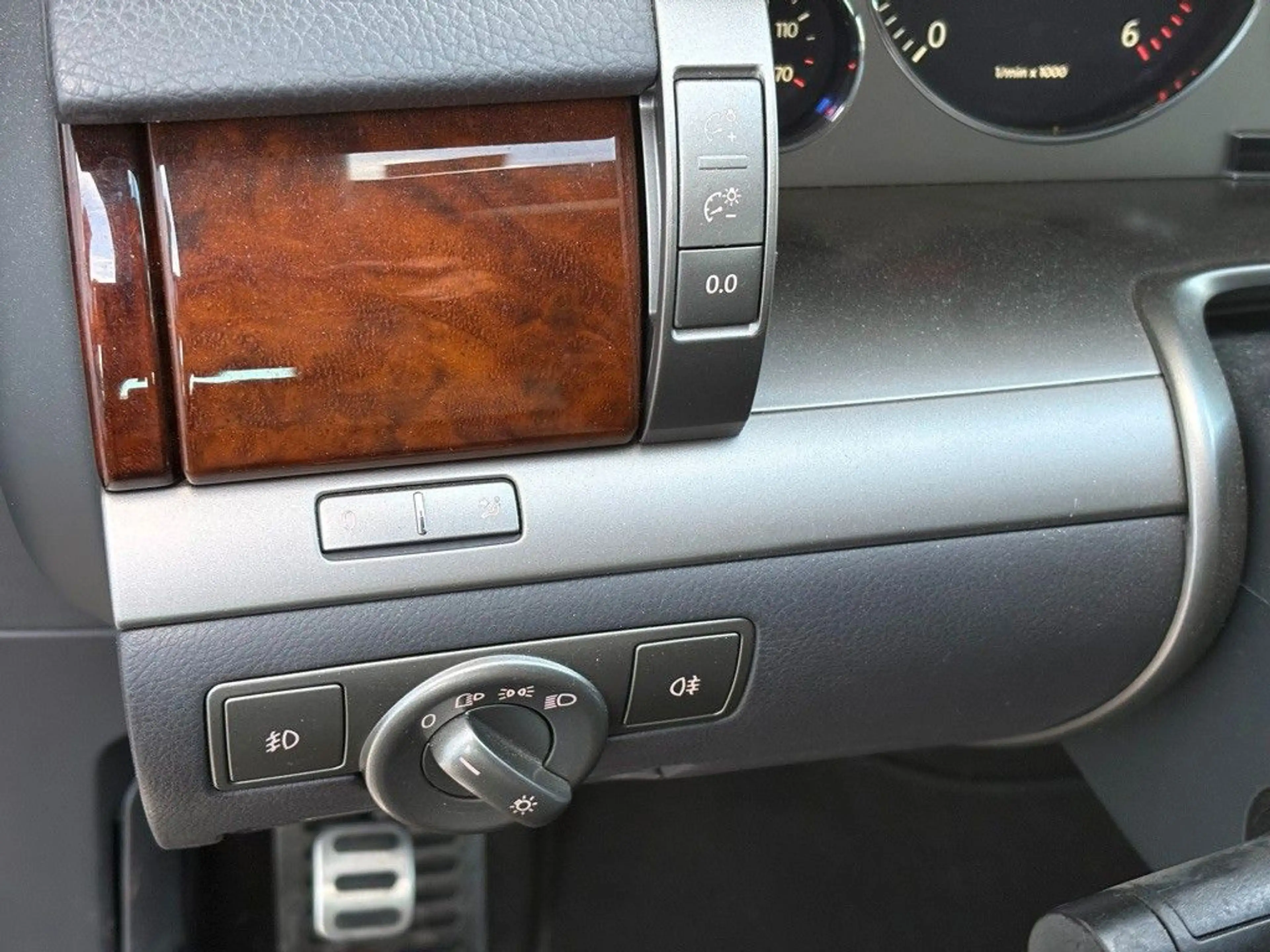 Volkswagen Phaeton V6 TDI 5-Sitzer 4Motion Standh. Navi. — photo 11