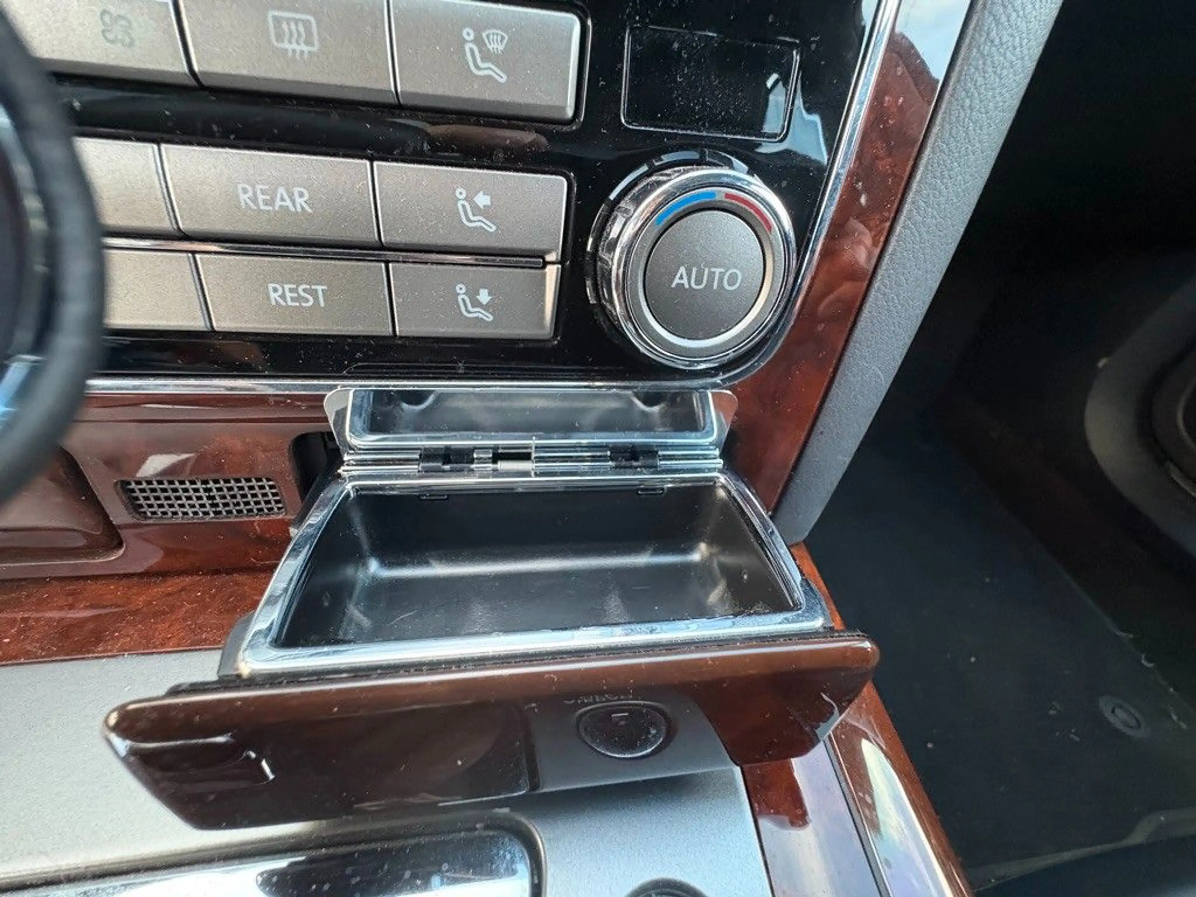 Volkswagen Phaeton V6 TDI 5-Sitzer 4Motion Standh. Navi. — photo 13