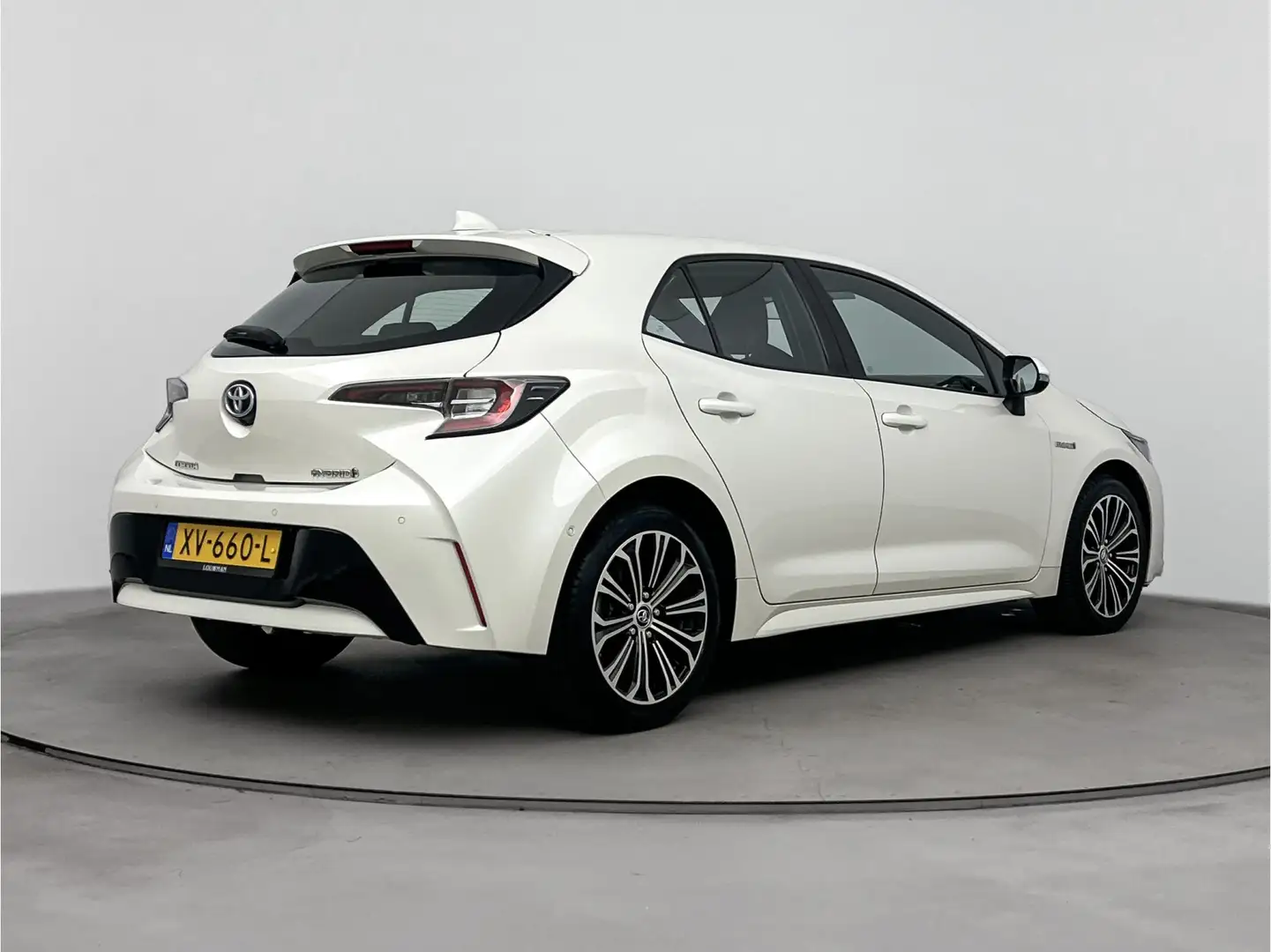 Toyota Corolla 1.8 Hybrid Business Intro | NL-Auto | Parkeersenso Wit - 2