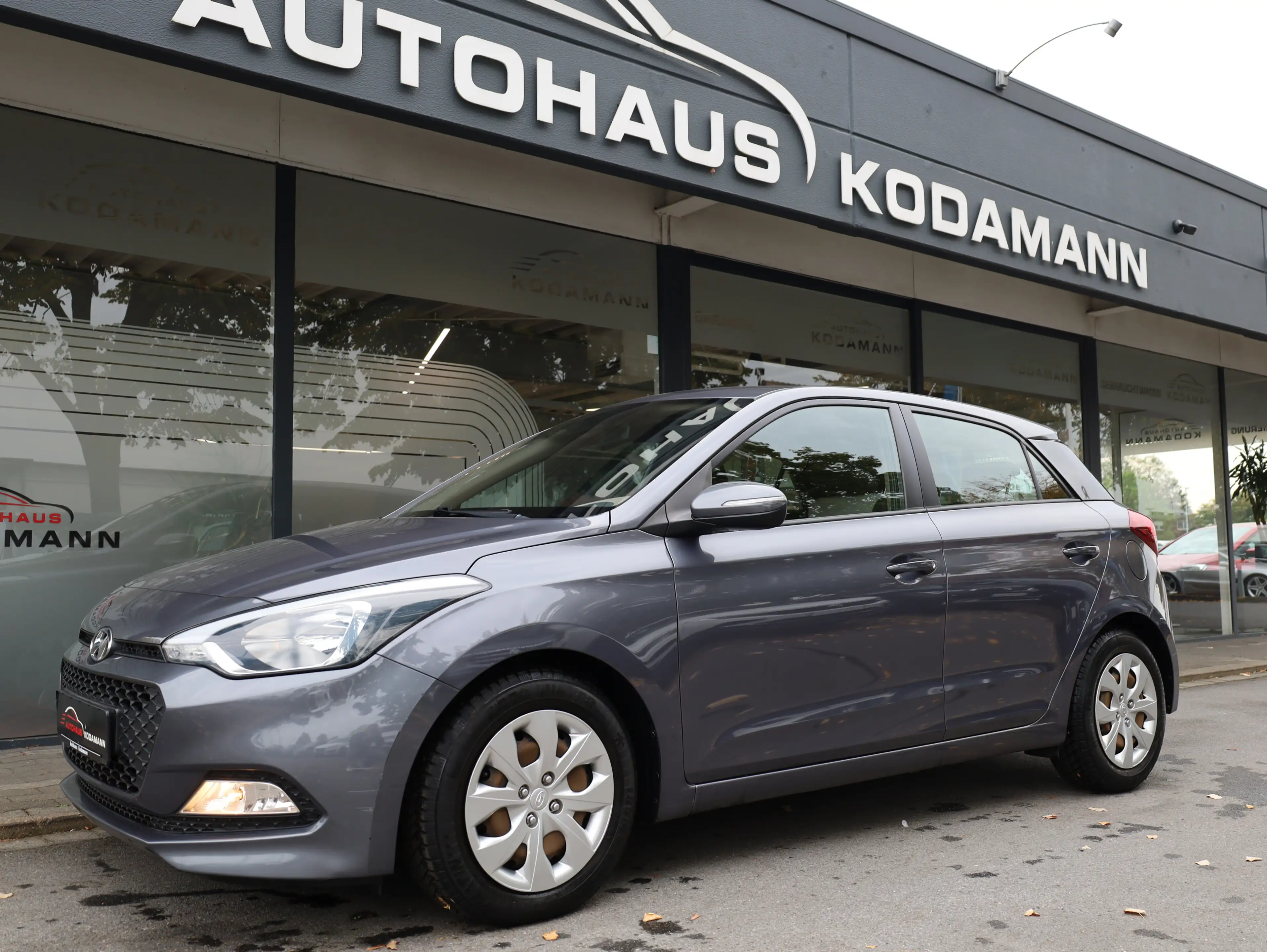 Hyundai i20 Trend 1.4 Automatik*Klima*PDC*Lenkradheizung — photo 5