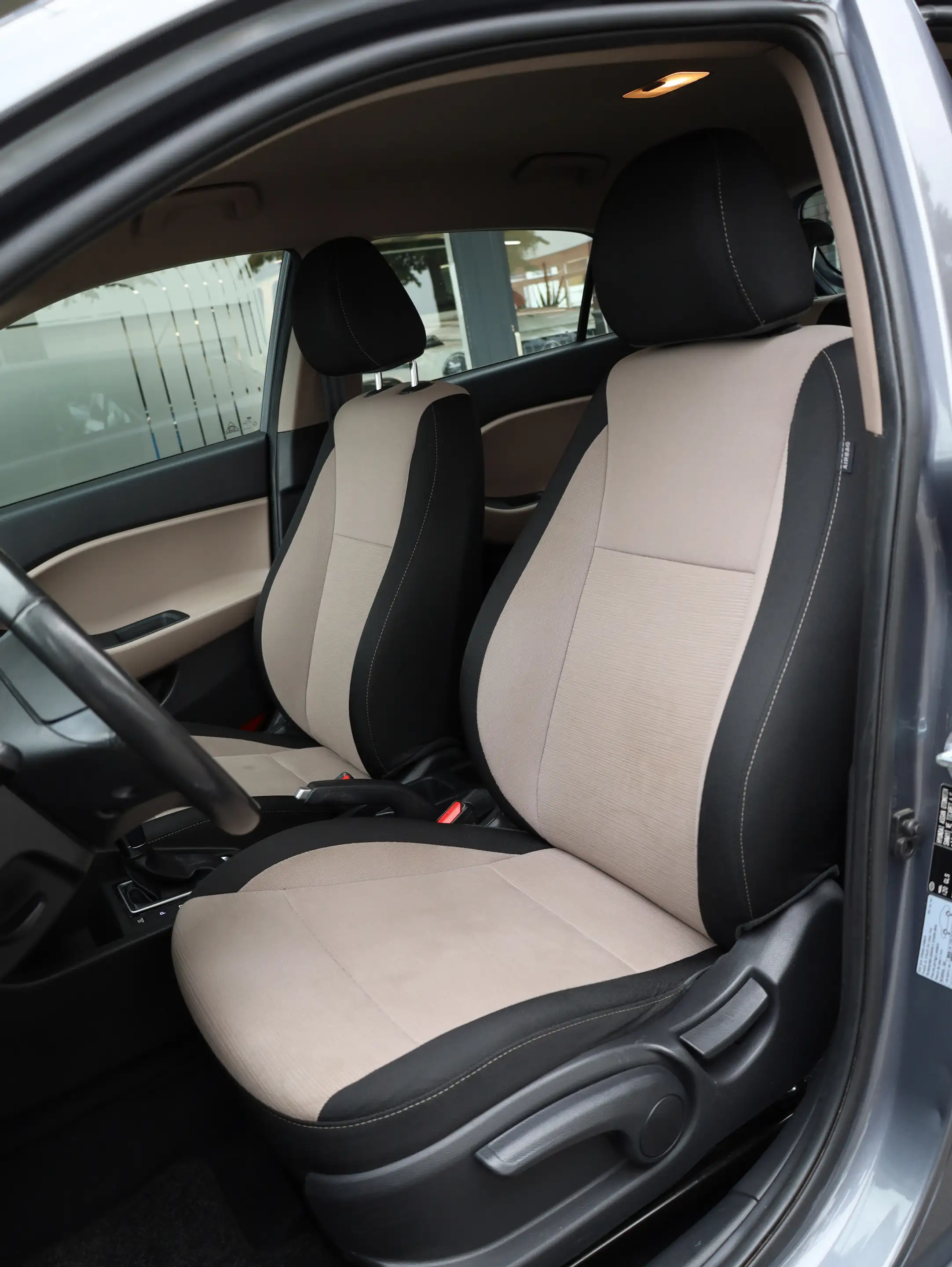 Hyundai i20 Trend 1.4 Automatik*Klima*PDC*Lenkradheizung — photo 11