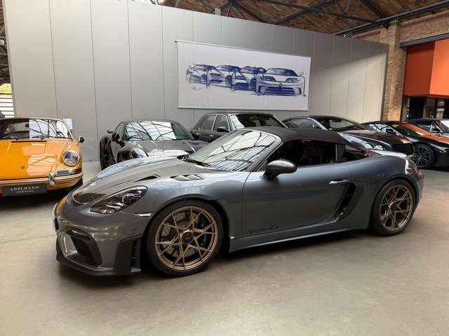Imagine Porsche 718 Spyder 718 Spyder RS*Weissach*likeNew*