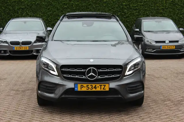 Mercedes-Benz Gla view 8