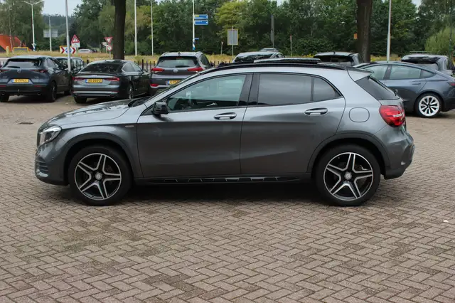 Mercedes-Benz Gla view 7