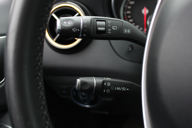 Mercedes-Benz GLA 250 4Matic WhiteArt / Panoramadak / Camera / Leder&Alc — photo 31
