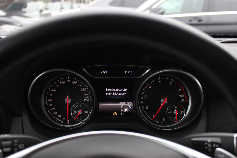 Mercedes-Benz GLA 250 4Matic WhiteArt / Panoramadak / Camera / Leder&Alc — photo 19