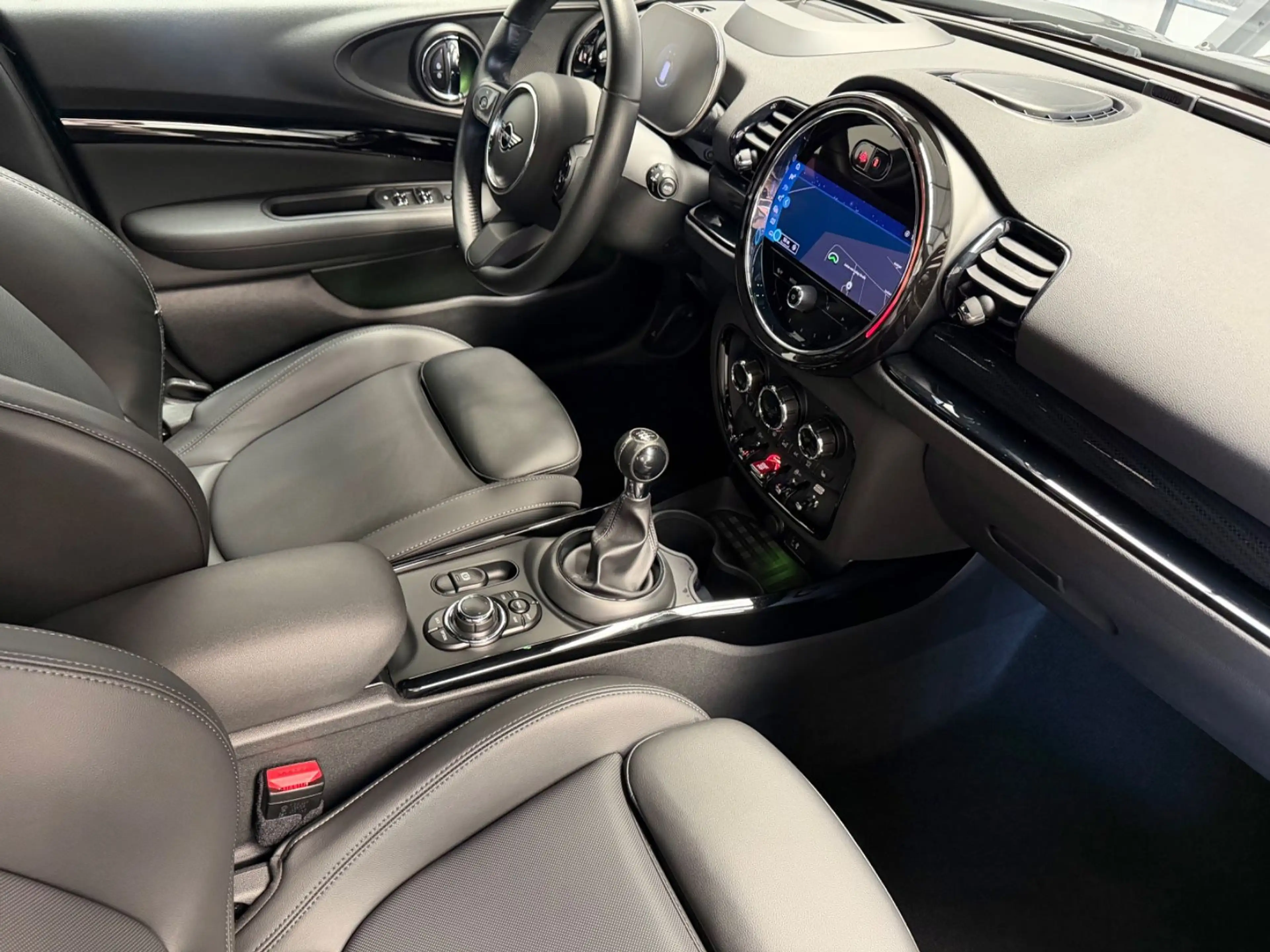 MINI One Clubman Classic Trim /KeyLess/CarPlay/HUD — photo 12