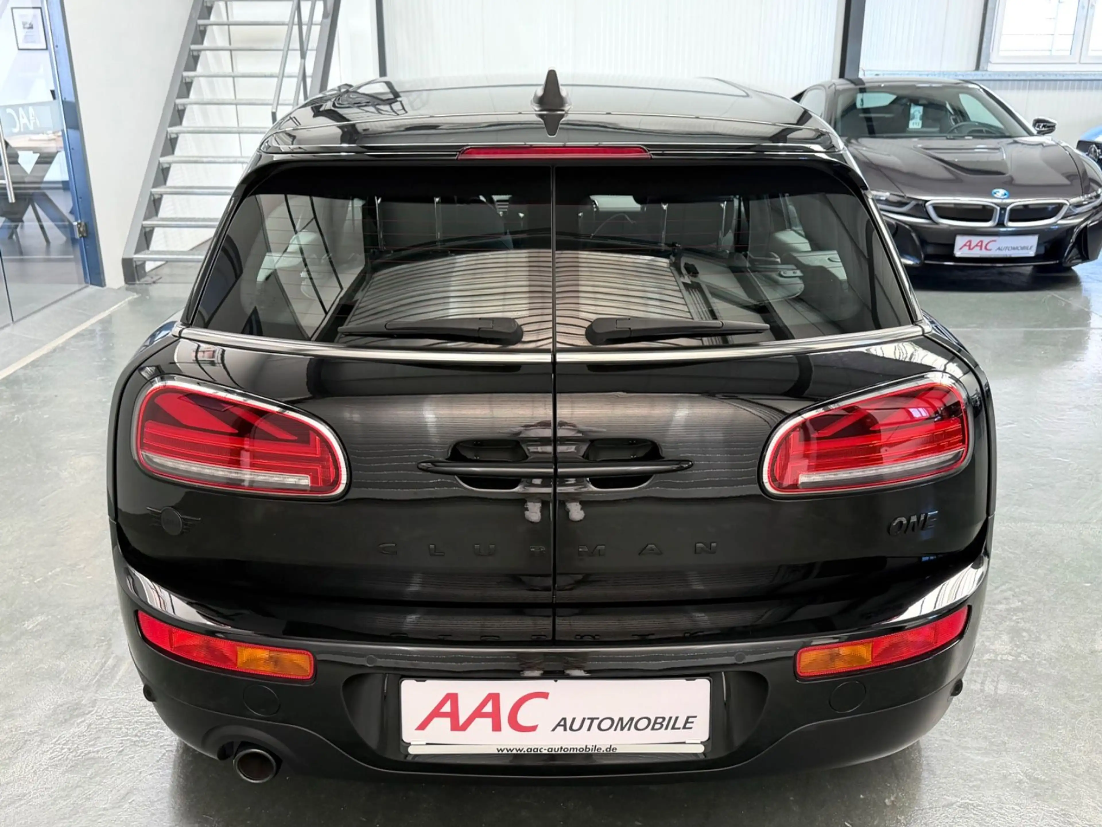 MINI One Clubman Classic Trim /KeyLess/CarPlay/HUD — photo 8