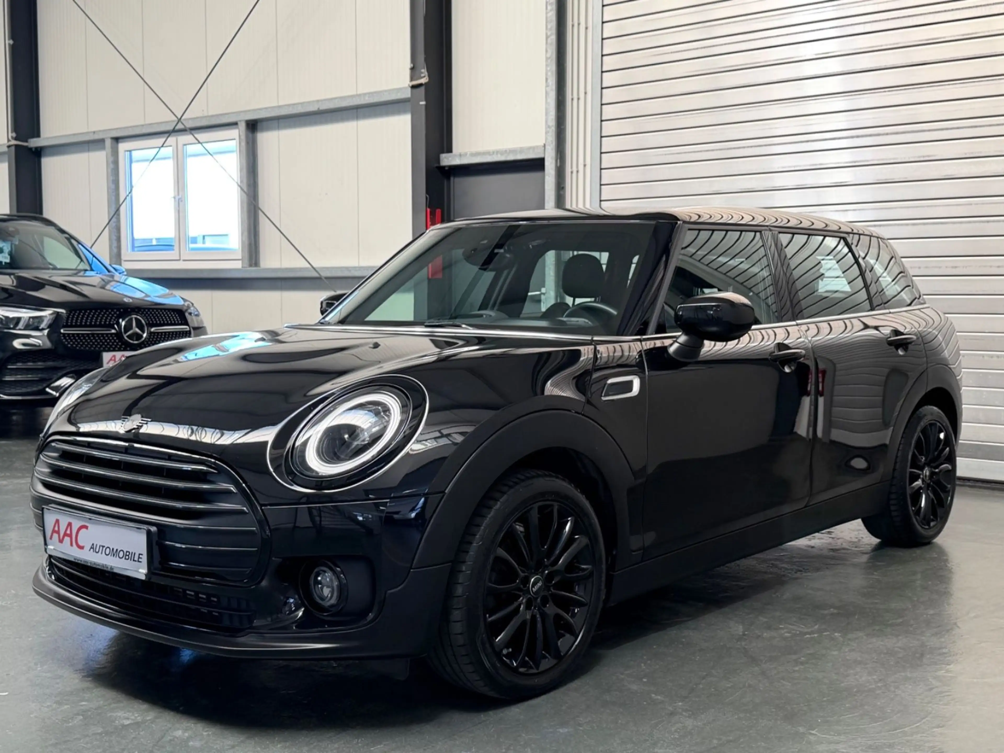 MINI One Clubman Classic Trim /KeyLess/CarPlay/HUD — photo 4