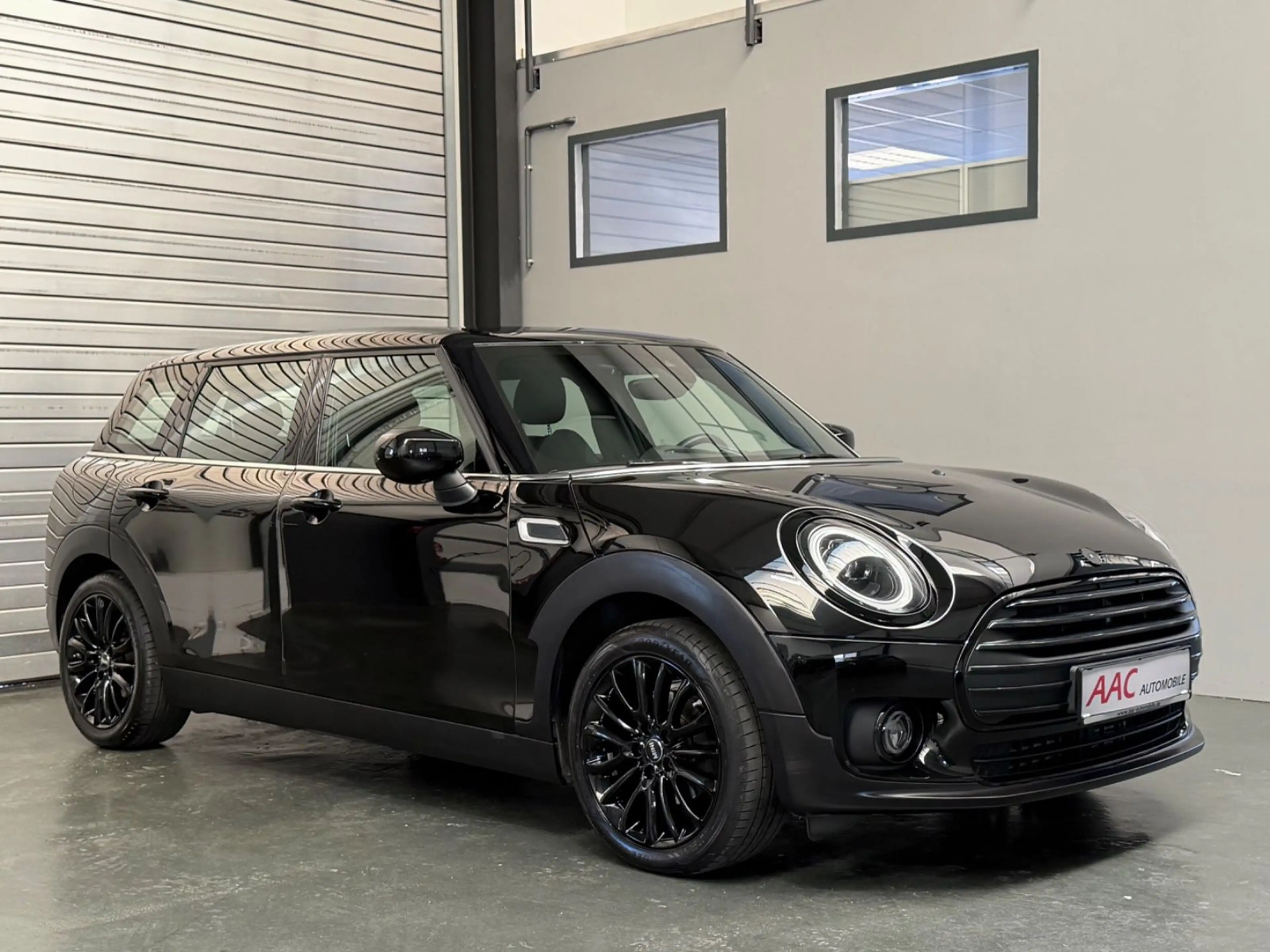 MINI One Clubman Classic Trim /KeyLess/CarPlay/HUD