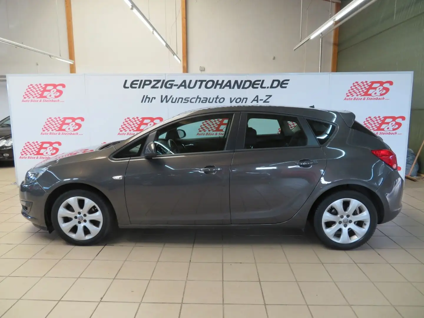 Opel Astra J Turbo Style*Aut*Klimaaut*PDC*SHZ*GRA Grau - 2