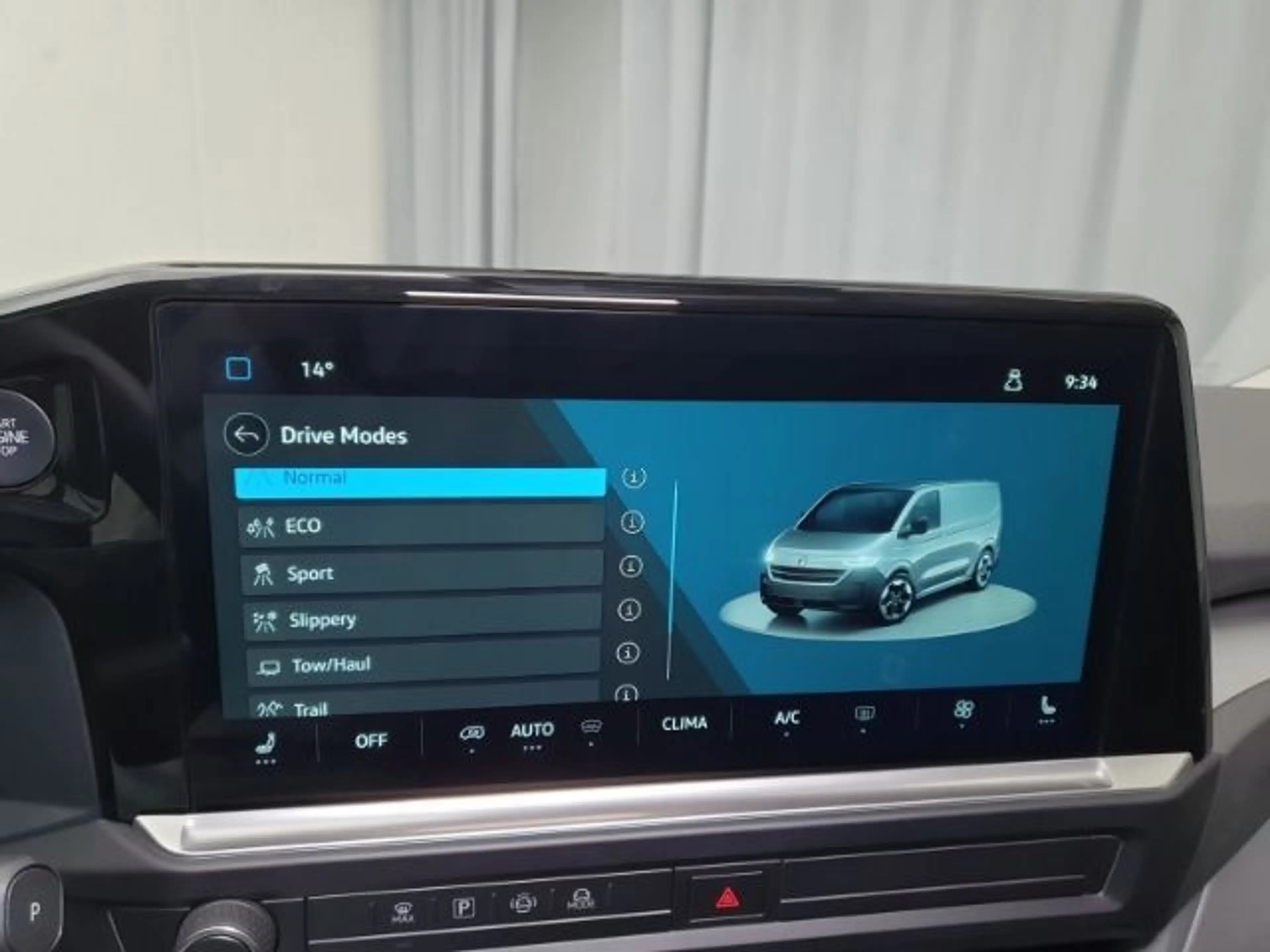 Volkswagen T7 Caravelle T7 LR Caravelle TDI DSG Life AHK ACC Matrix Kam — photo 11