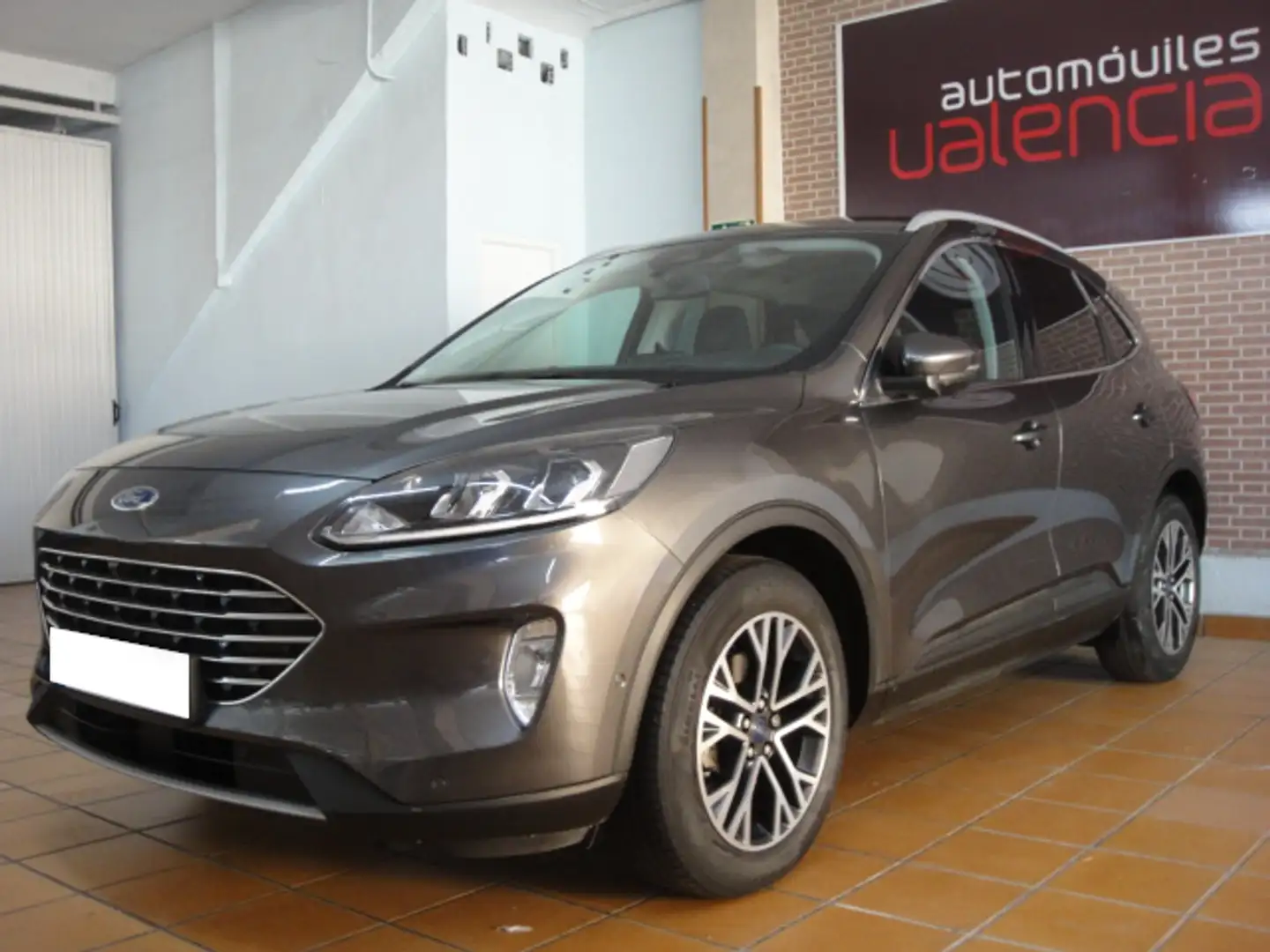 Ford Kuga 1.5 EcoBlue Titanium FWD 120 Gris - 1