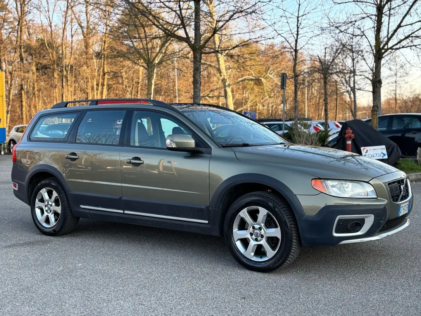 Volvo XC70 XC70 3.2 aut. AWD Summum Verde - 2