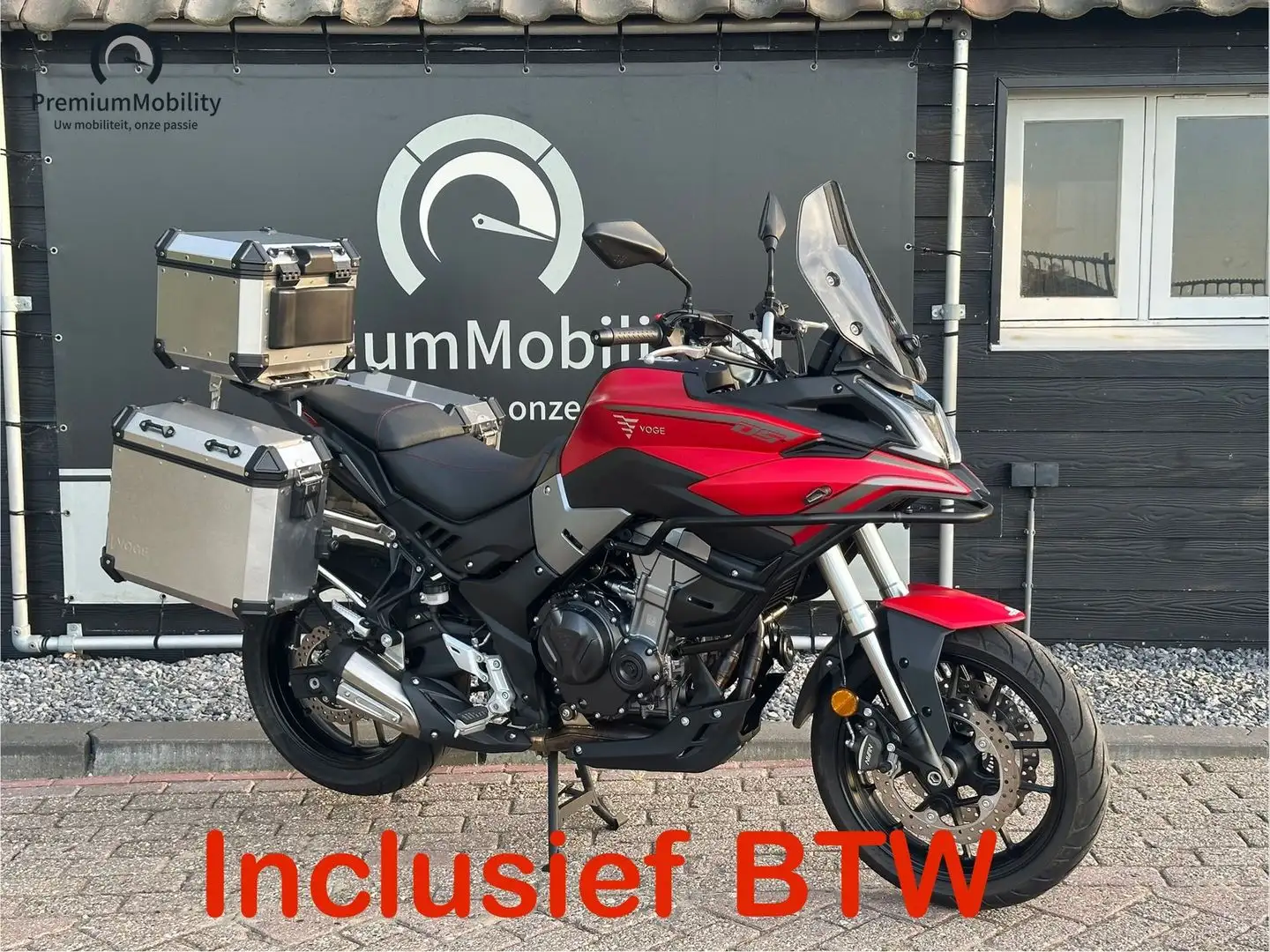 Voge 500DS LX Červená - 1