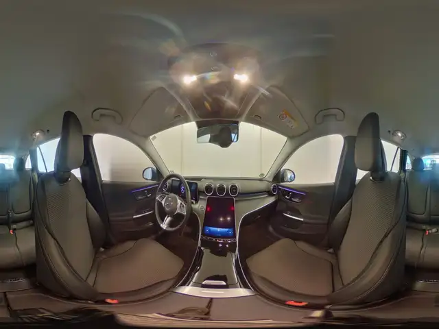Mercedes-Benz C-Class view 13
