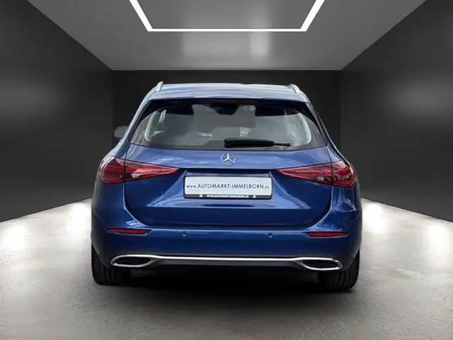 Mercedes-Benz C-Class view 10
