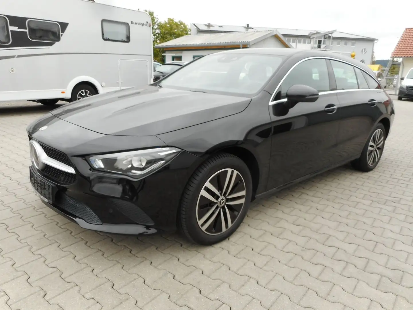 Mercedes-Benz CLA 250 CLA 250 e Shooting Brake Navi Kamera HU 01/2027 Schwarz - 2
