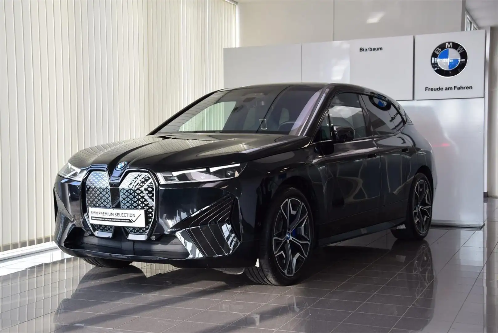 BMW iX xDrive50 Zwart - 1