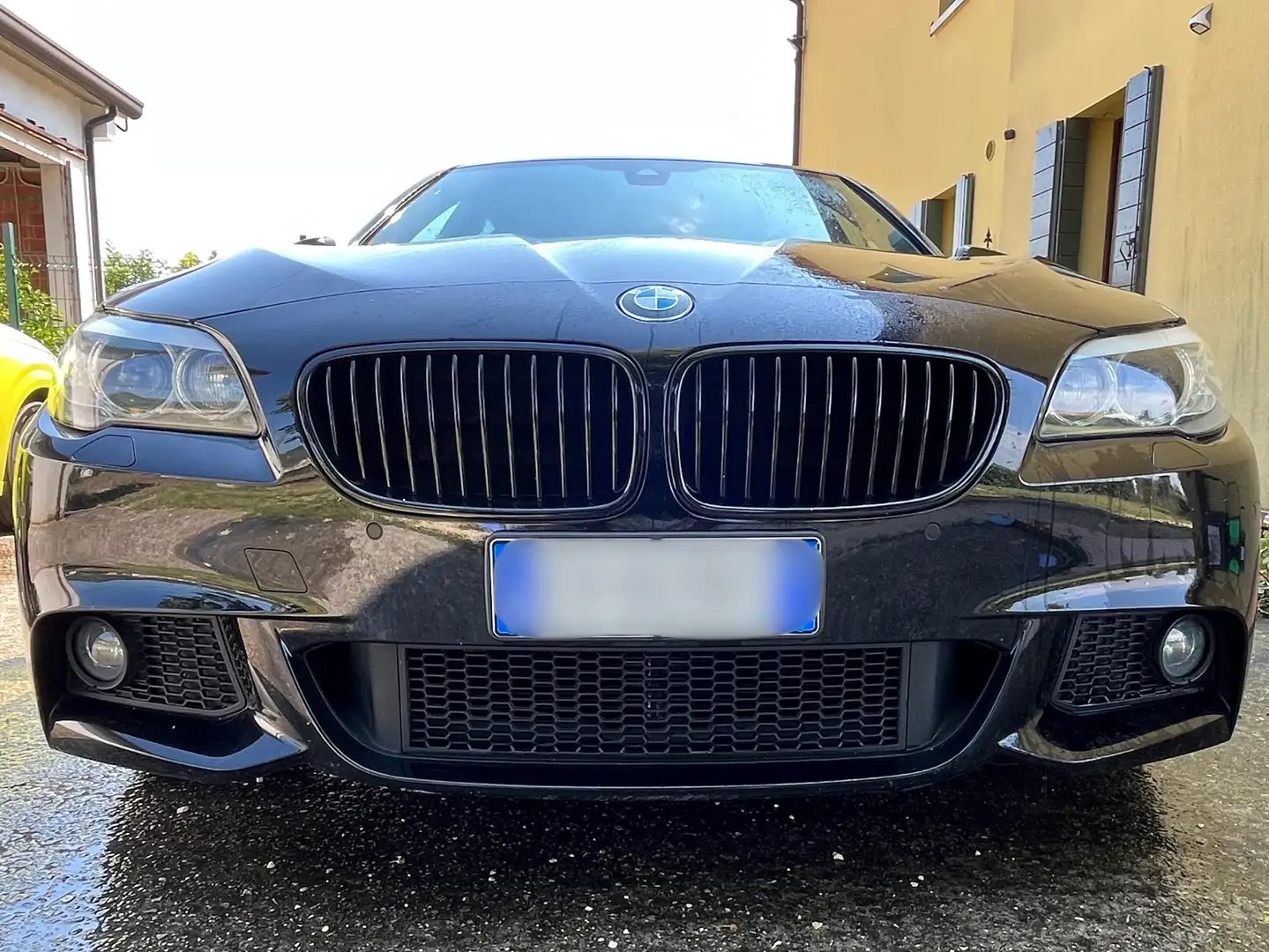 BMW 520 Serie 5 F11 Touring 520d Touring Msport Nero - 1