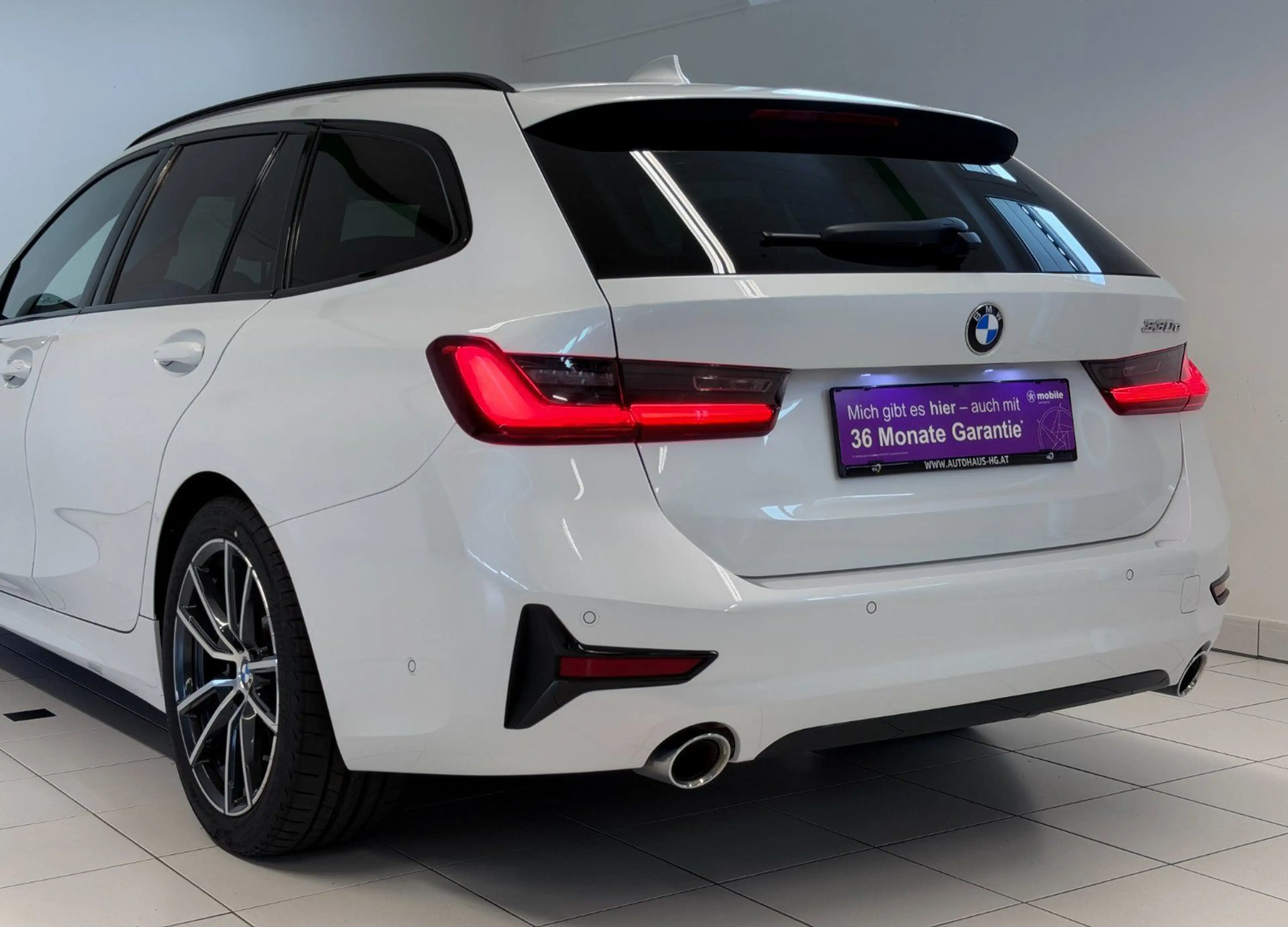 BMW 330 e Sport Line*1.BESITZ*ACC*AHK* — photo 12