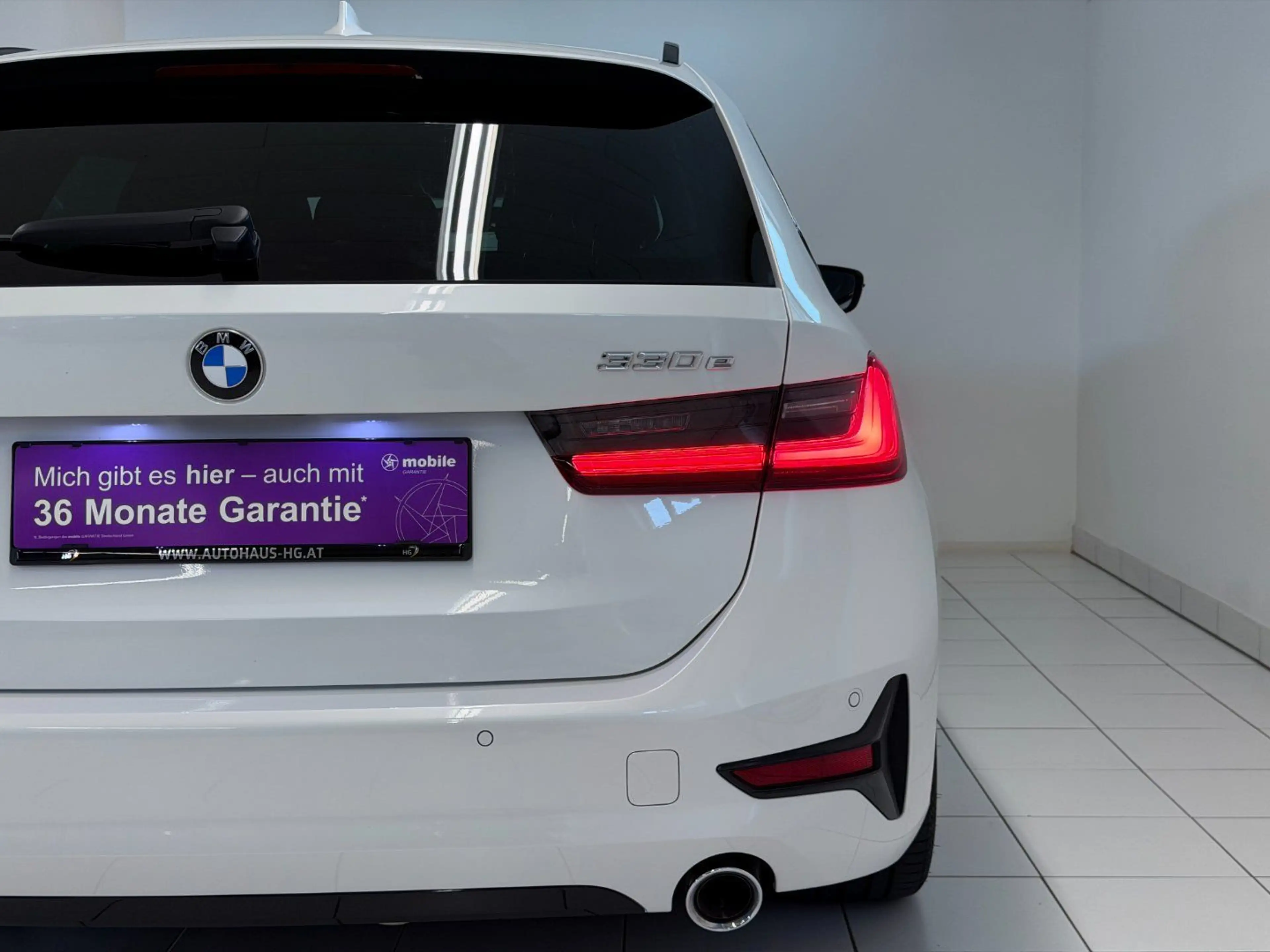 BMW 330 e Sport Line*1.BESITZ*ACC*AHK* — photo 13