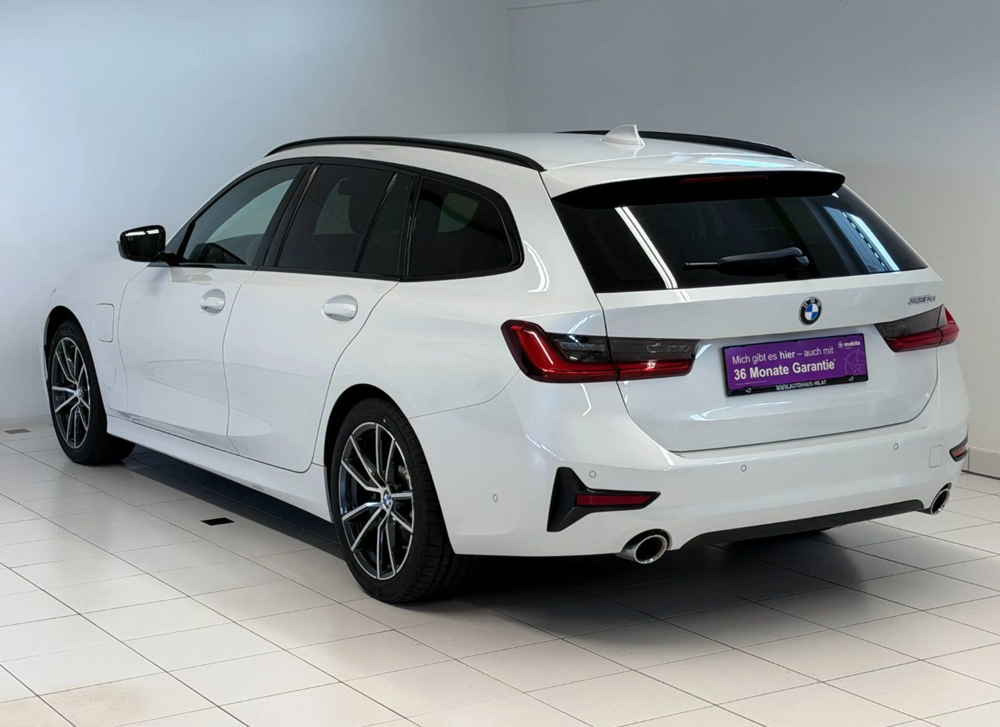 BMW 330 e Sport Line*1.BESITZ*ACC*AHK* — photo 9