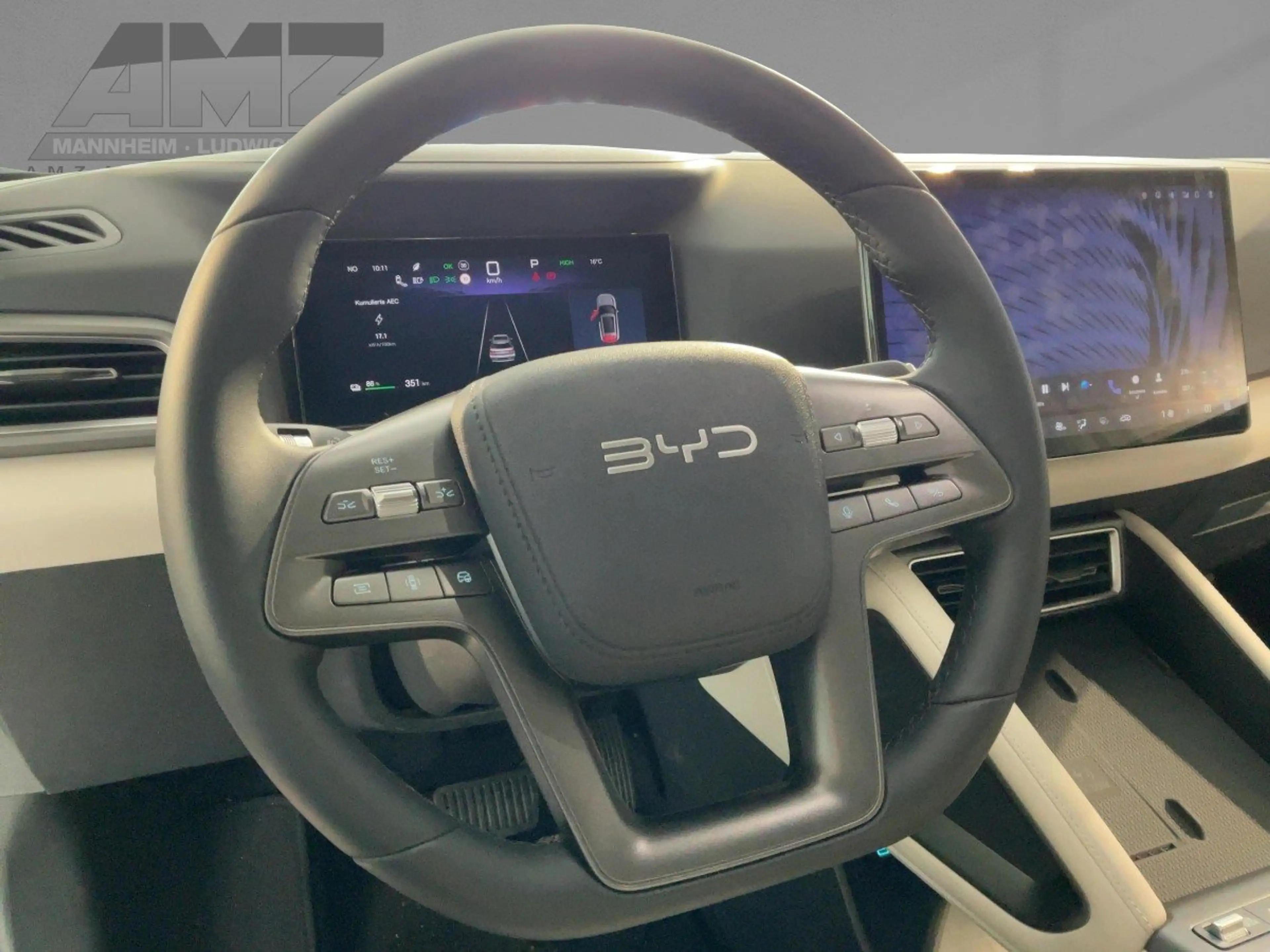 BYD Atto 2 Comfort 360° LED Navi Pano SHZ Assistenz — photo 11