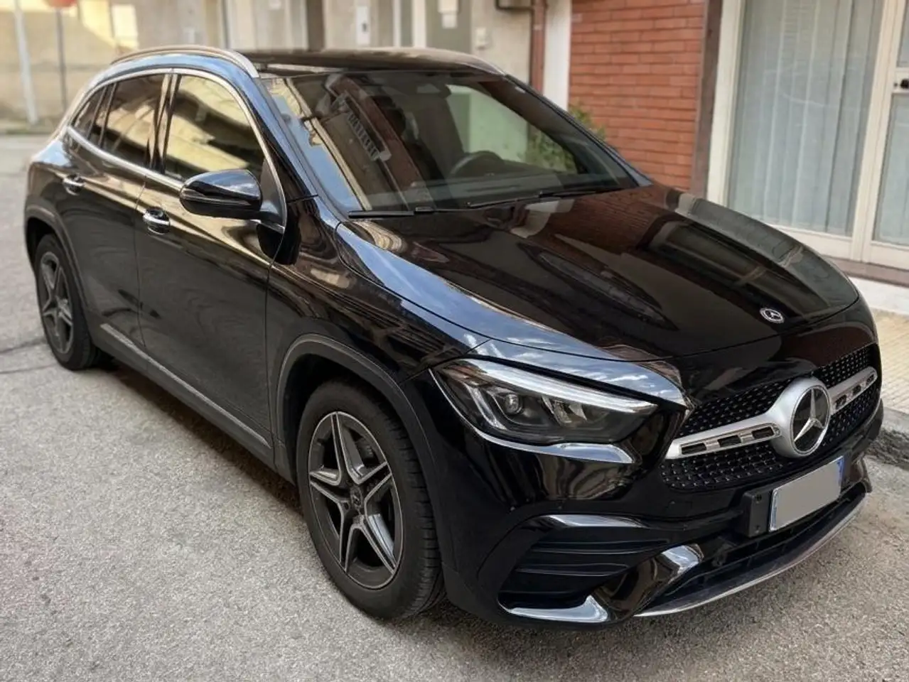 Mercedes-Benz GLA 200