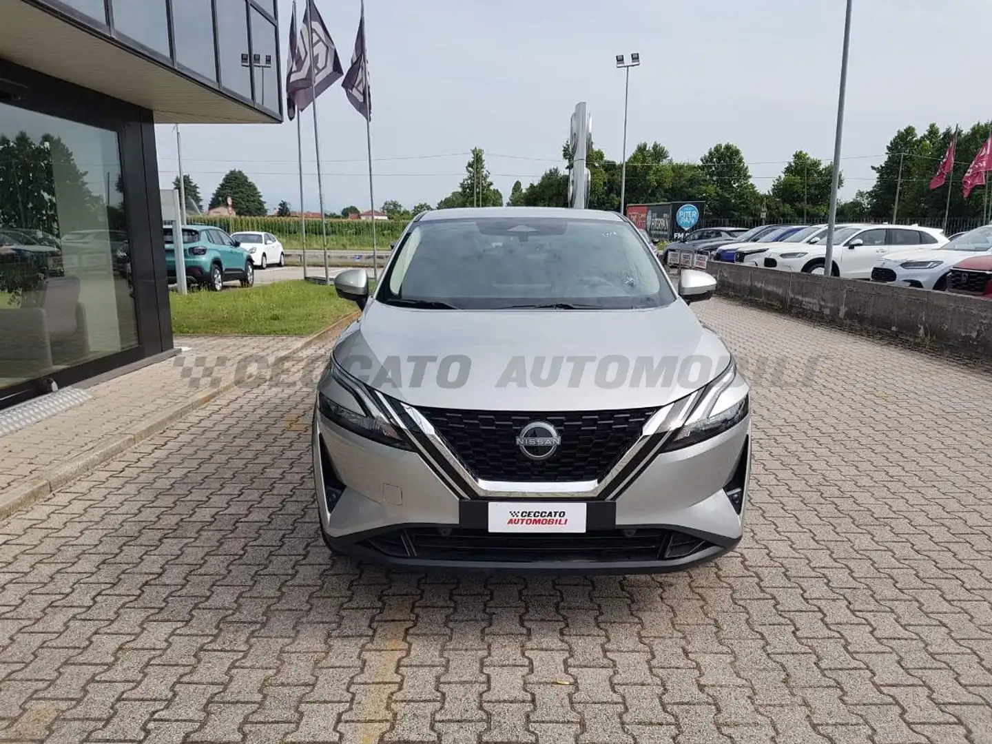 Nissan Qashqai Qashqai 1.3 mhev N-Connecta 2wd 140cv Grau - 2