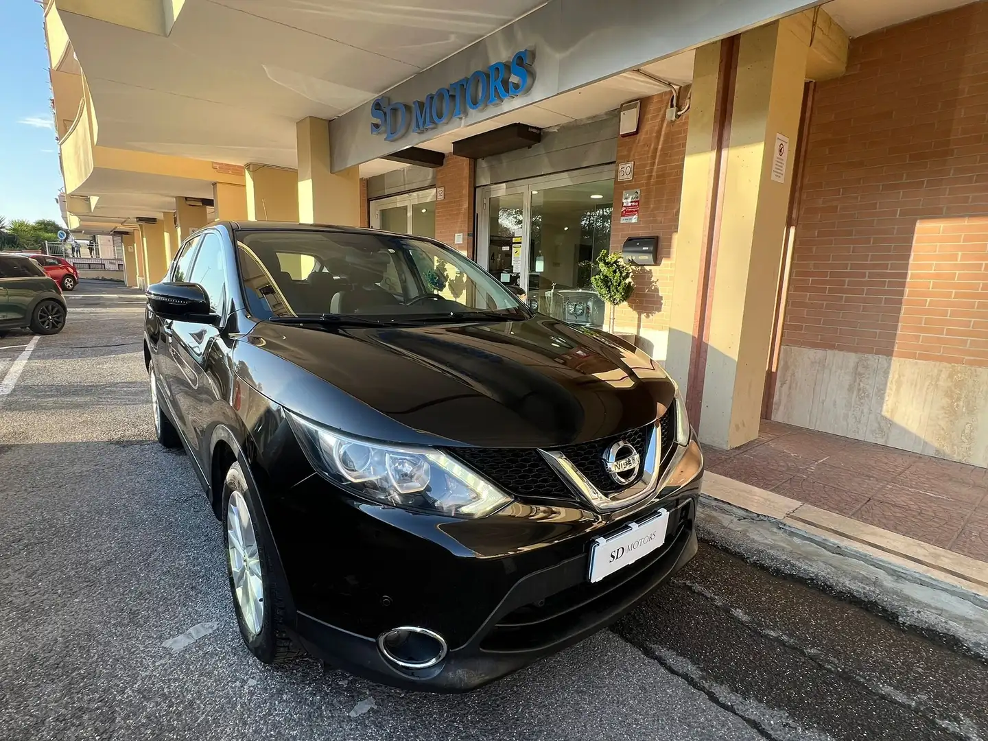 Nissan Qashqai Qashqai 1.5 dci N-Connecta 110cv *Promo SD 2026* Schwarz - 2