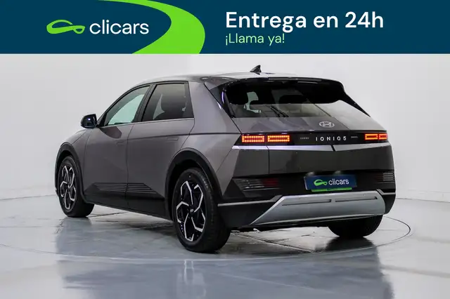 Hyundai IONIQ 5 view 9