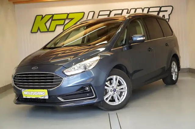 Ford Galaxy view 8