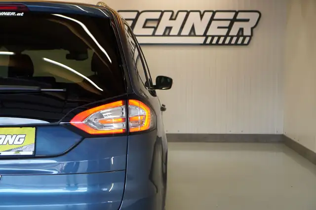 Ford Galaxy view 6