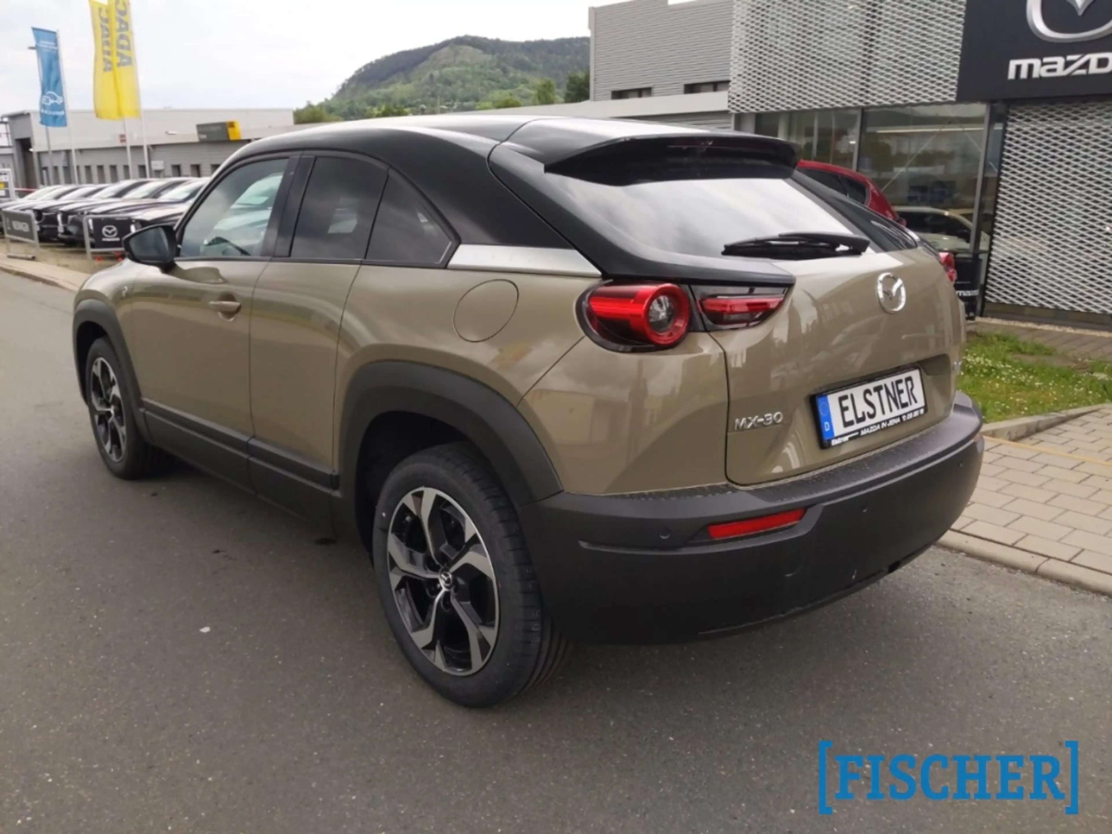 Mazda MX-30 e-SKYACTIV R-EV ADVANTAGE MC — photo 4