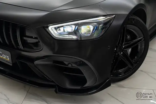 Mercedes-Benz Amg GT view 3