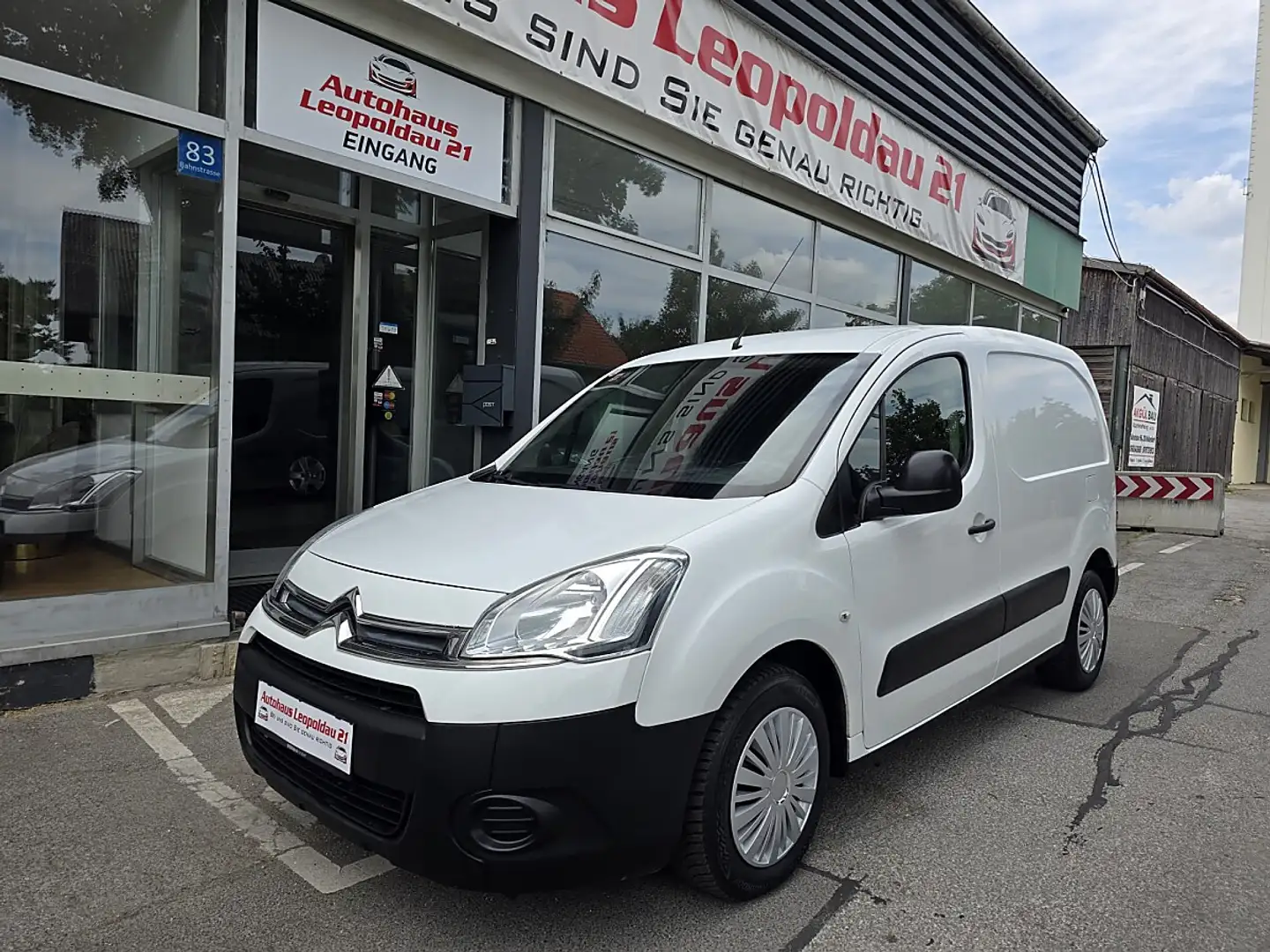 Citroen Berlingo Kasten 549 kg 1,6 HDi FAP 90 L1 Standard Weiß - 1
