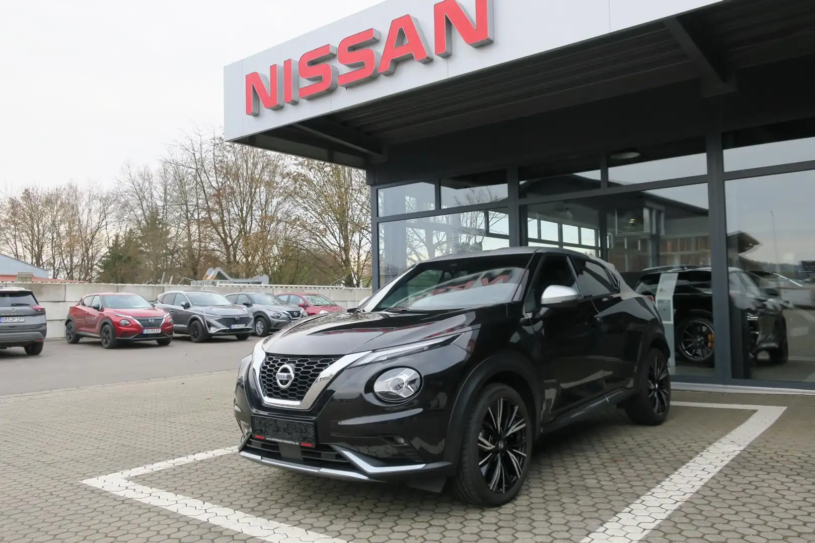 Nissan Juke DIG-T117 DCT N-DESIGN ProPilot SHZ BHF NAVI Noir - 2