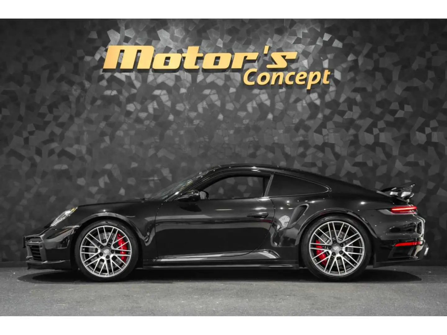 Porsche 992 Turbo Coupé PDK Noir - 2