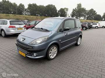 1.6-16V Gentry nieuwe apk airco